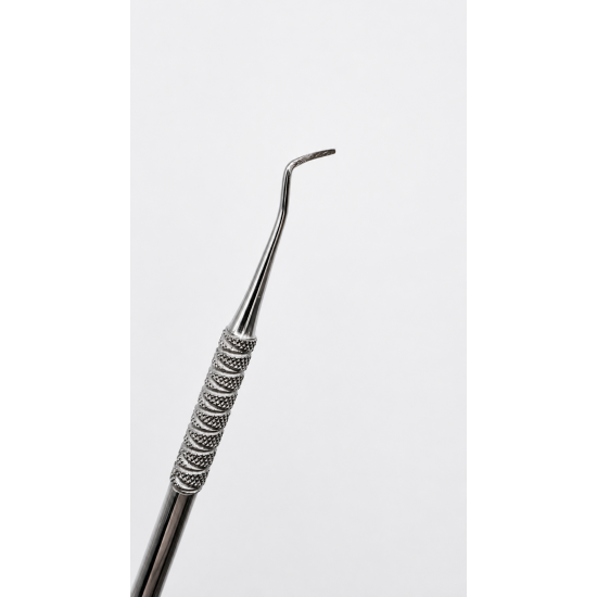 Doppelseitiger Cuticle Pusher & Cleaner gebogen 149mm